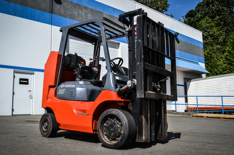 Used Toyota 35 7FGCU35BCS 8,000LBS Propane Forklift – Coast Machinery Group