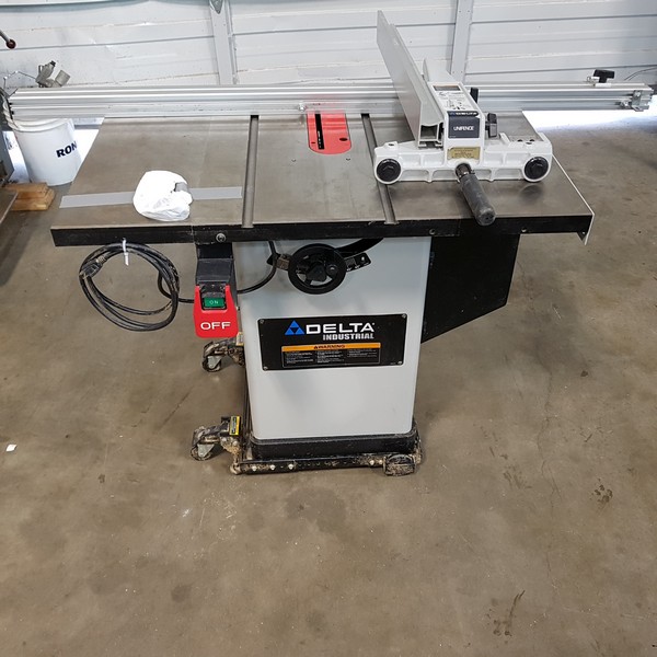 Used Delta Table Saw w/ Delta Unifence Attachment – Coast Machinery Group