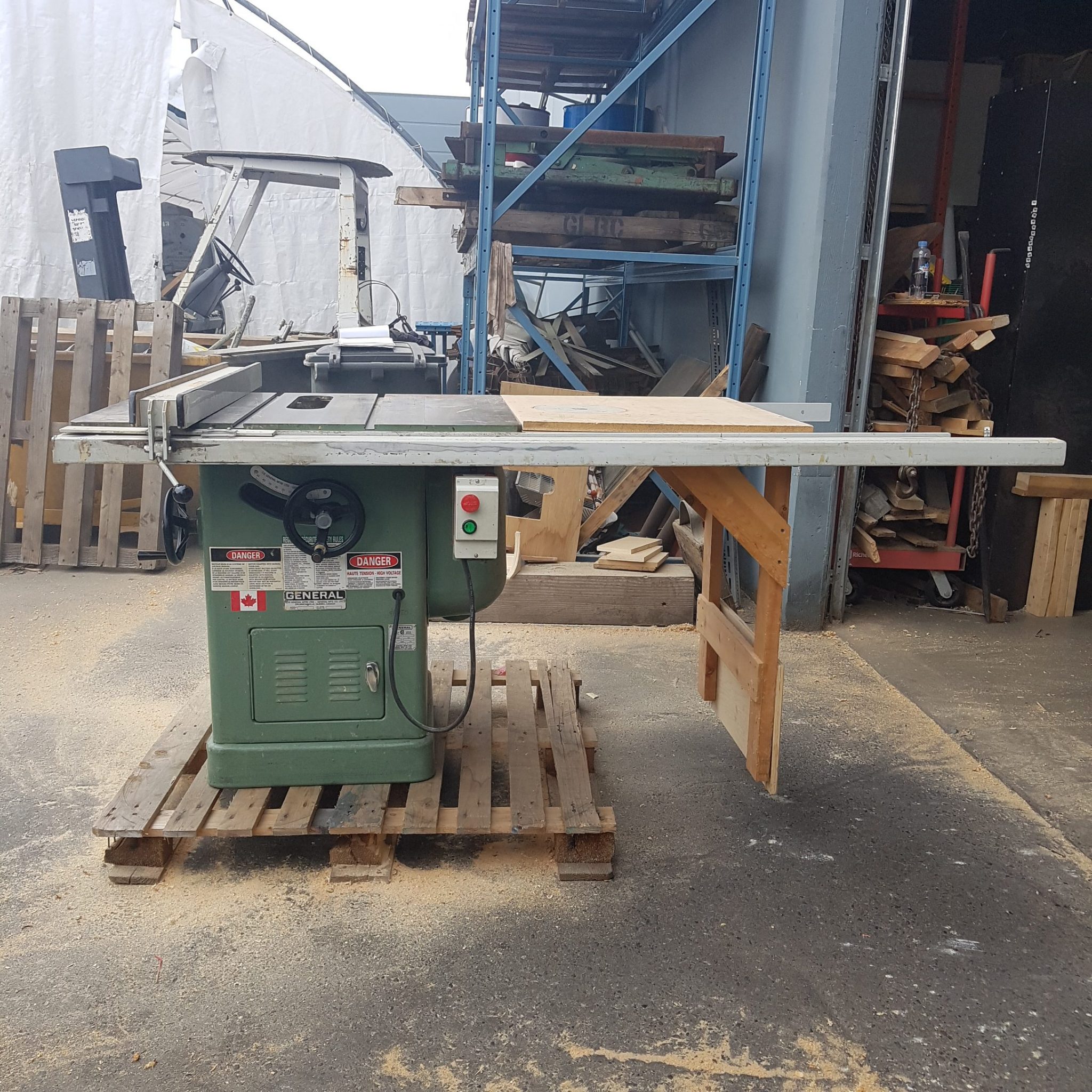 Used cabinet deals saw