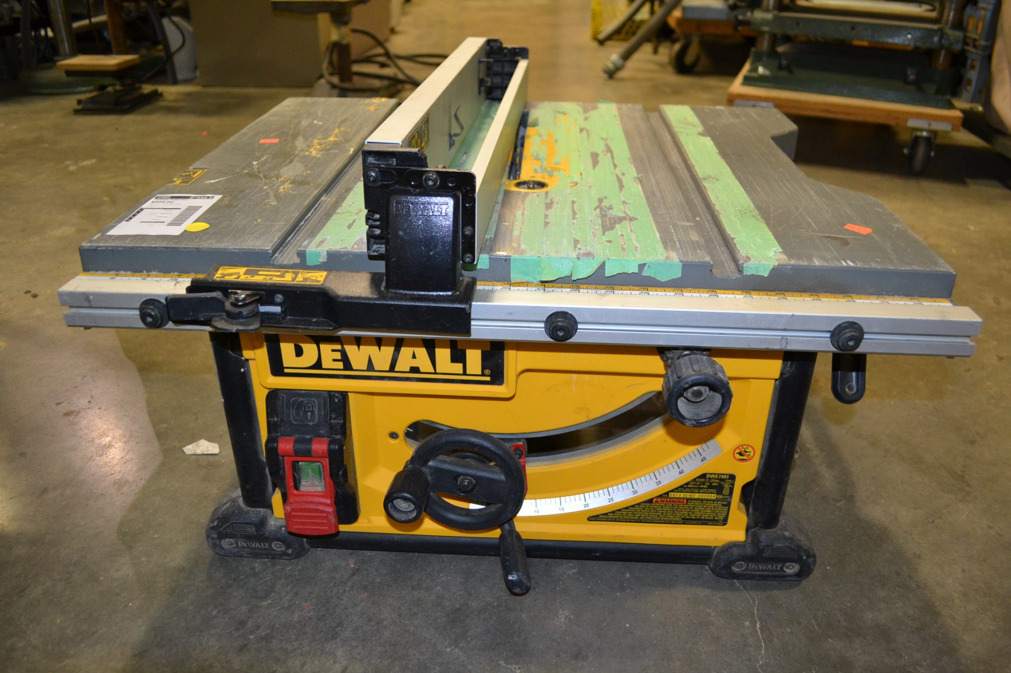 Used dewalt deals table saw