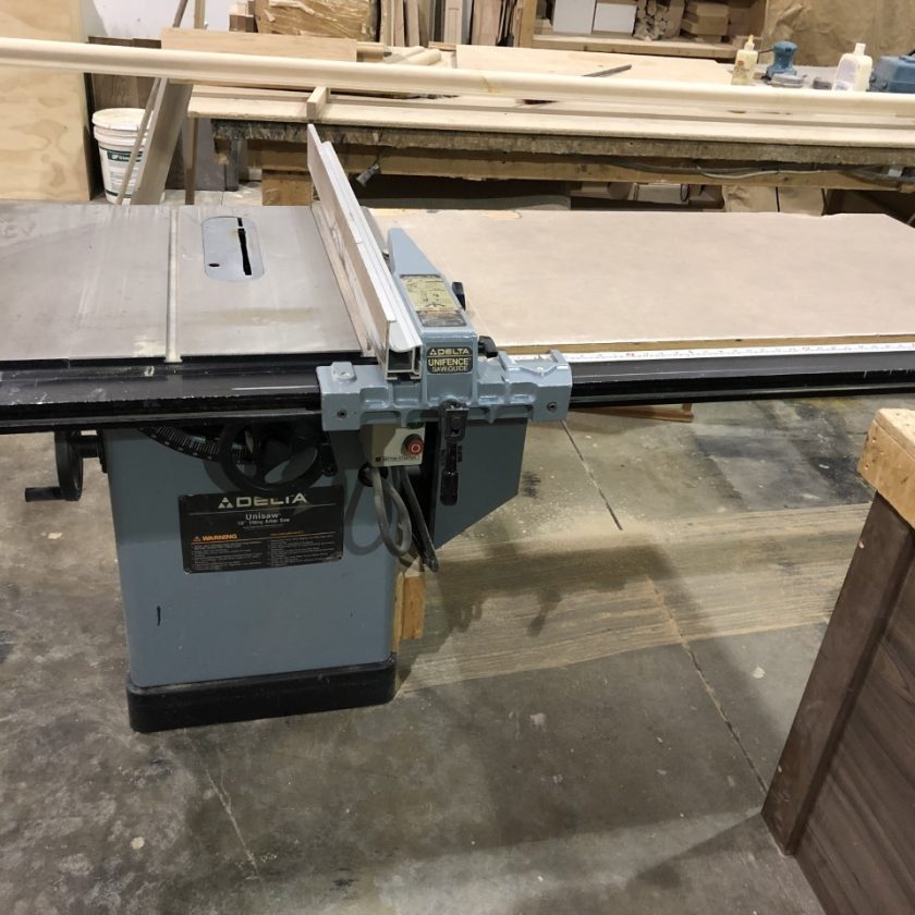 Used Delta 34-457 Table Saw – Coast Machinery Group